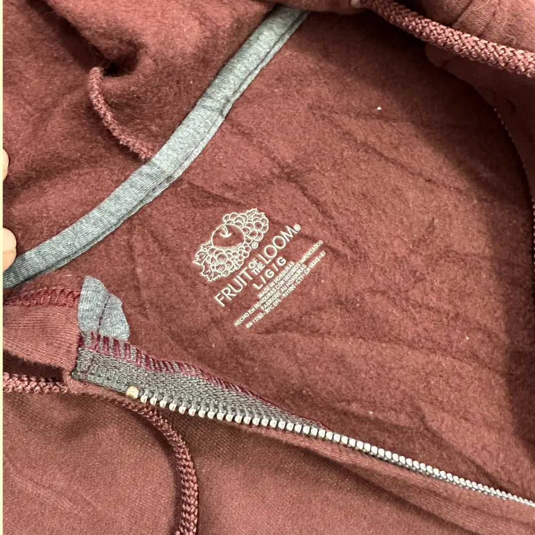 🧥 Fruit of the Loom Maroon Zip-Up Hoodie – Large