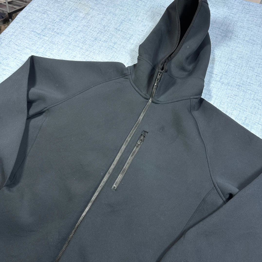 Uniqlo Black Zip Hoodie-Medium