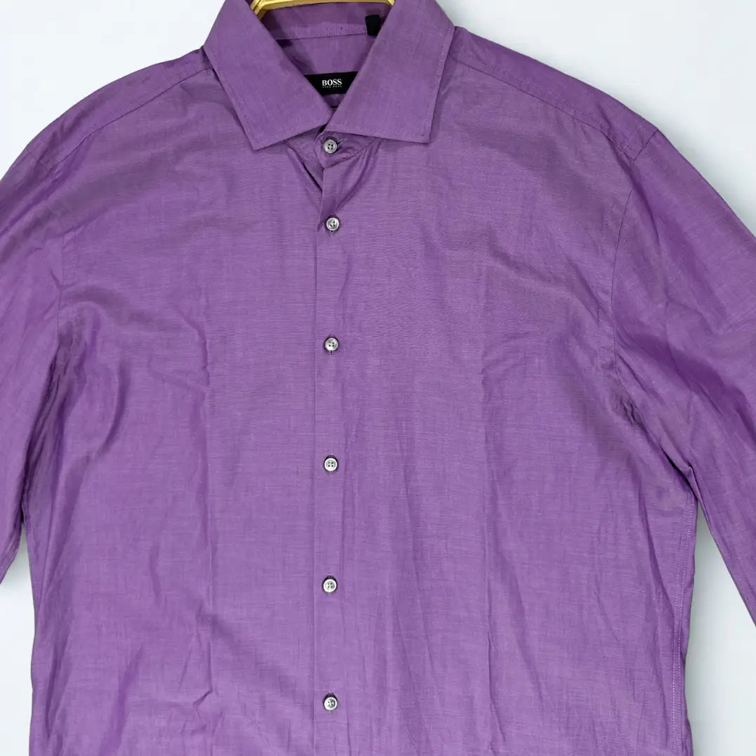 (Hugo Boss). It features a striking and rich purple color