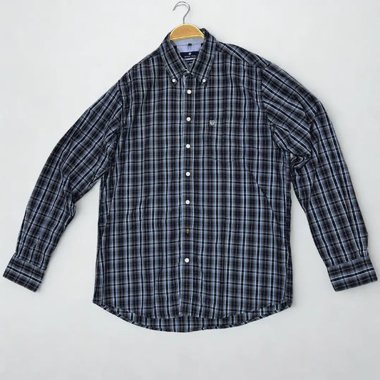 Basefield ® . It is crafted from 100% pure cotton