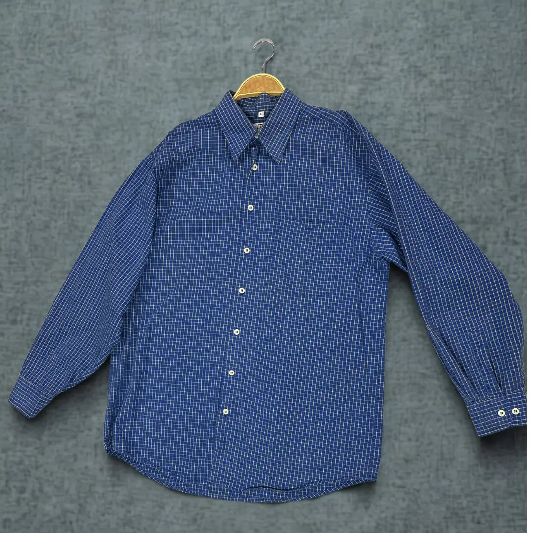 Engbers®. A German menswear brand. It features a fine, business-casual graph check pattern.