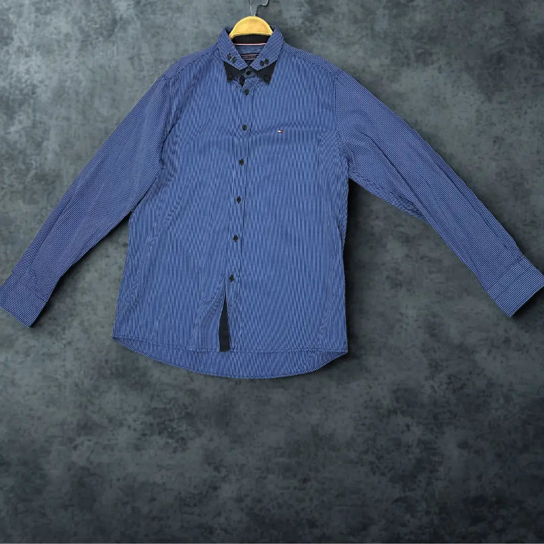 Tommy Hilfiger ®. That offers a modern twist on a classic design.