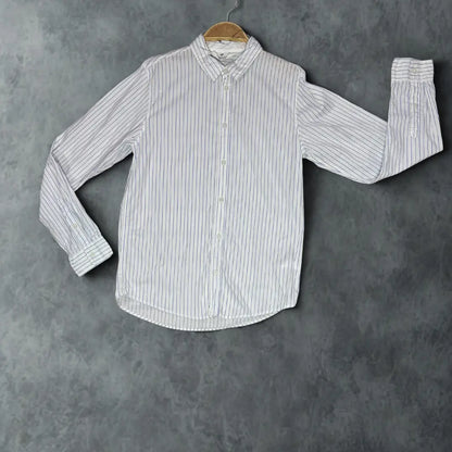 H & M.® It features a timeless and versatile vertical stripe pattern