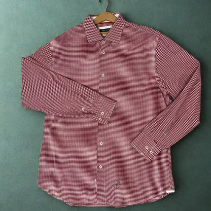 Marc O'Polo ® A brand known for its high-quality, modern-casual apparel.