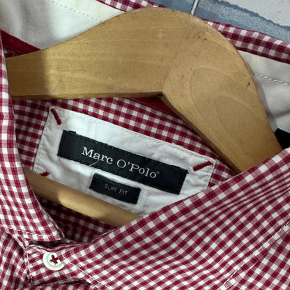Marc O'Polo ® A brand known for its high-quality, modern-casual apparel.