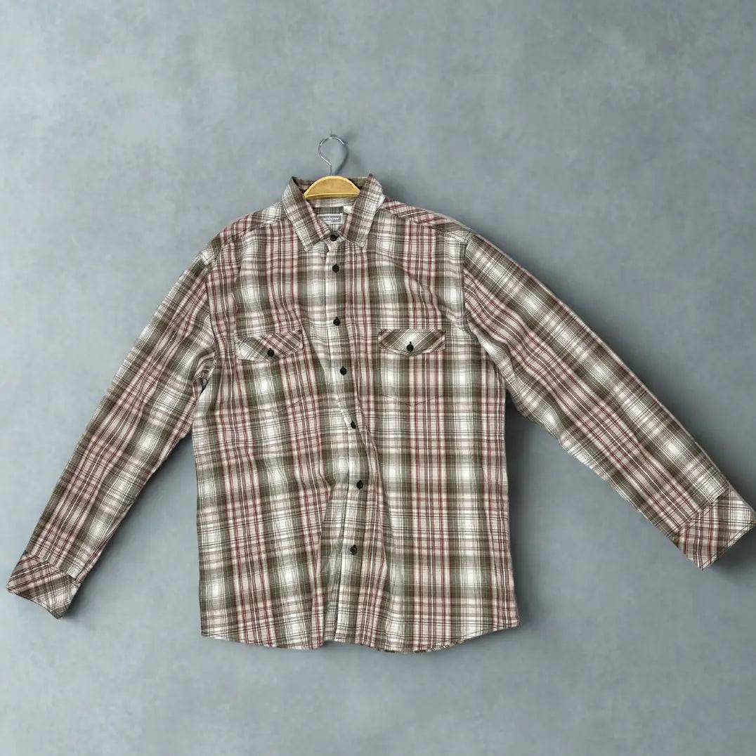 Rainbow Collection ® It features a handsome plaid pattern in a versatile