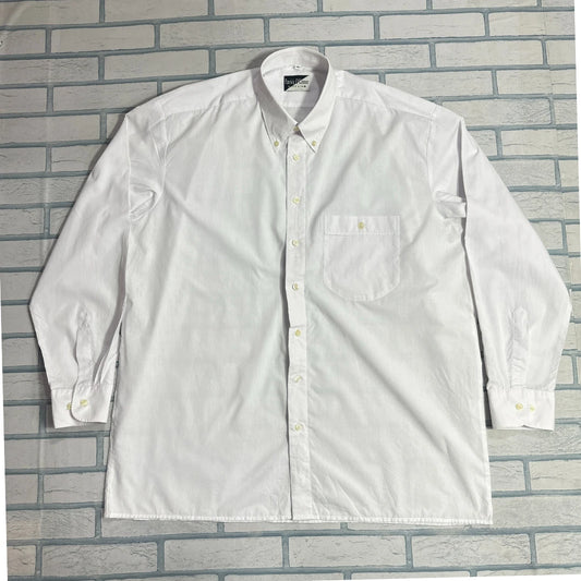 Patrick O’Connor City Line Classic White Button-Down Shirt 👔|CHEST 25