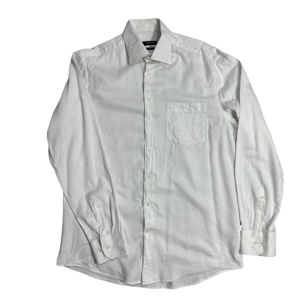 Classic White Minimal Formal Shirt 🤍(XL)