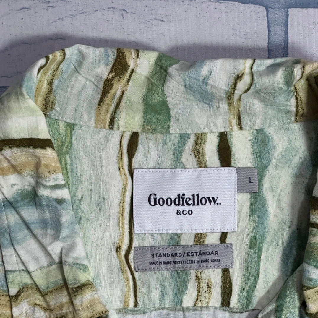 Goodfellow & Co® Abstract Stripe Short Sleeve Shirt(L)