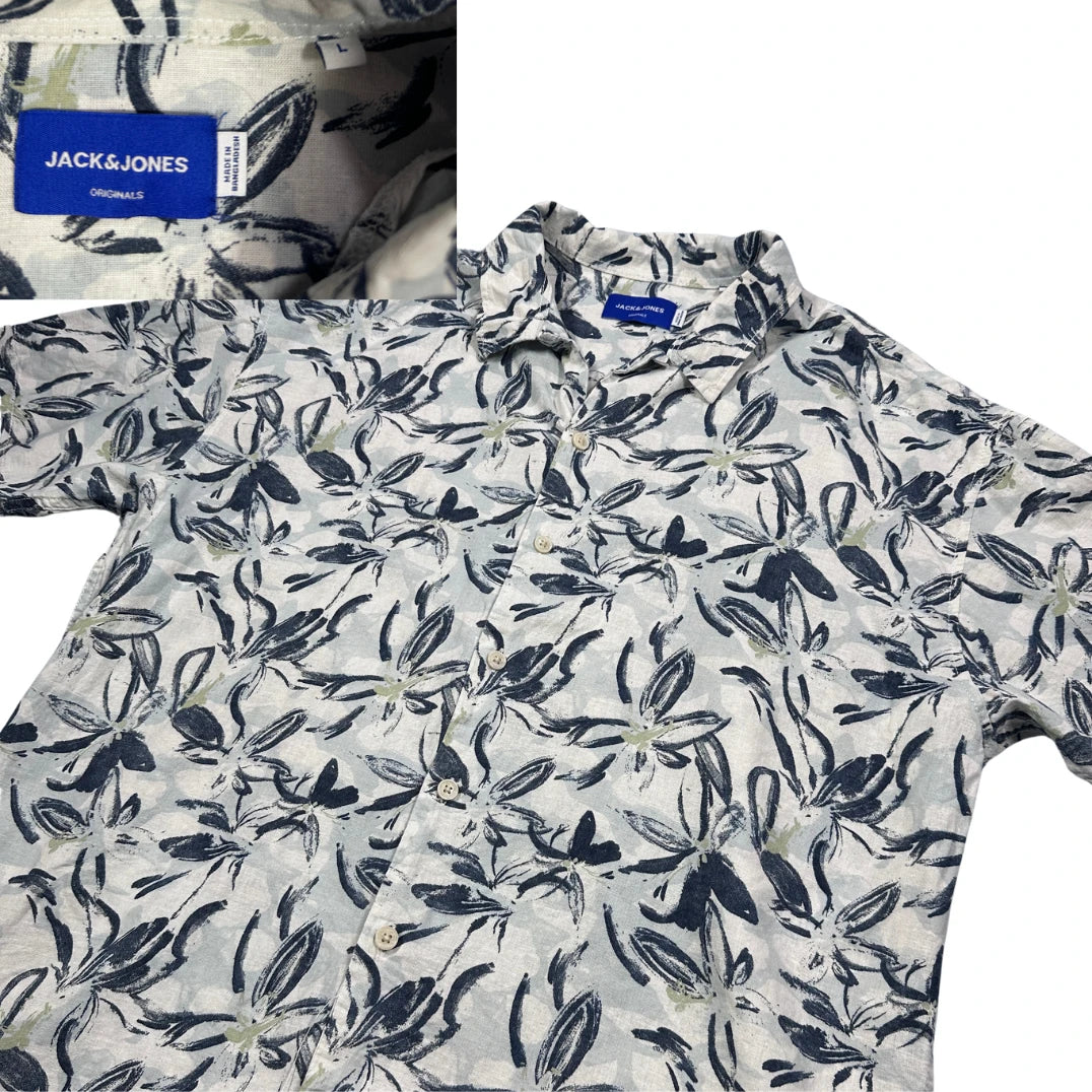Jack & Jones® White Floral Print Short Sleeve Shirt 🌺(L)