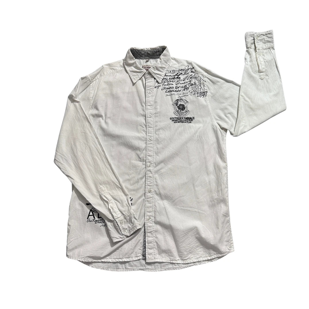 DC Wear® White Graphic Casual Shirt (M)