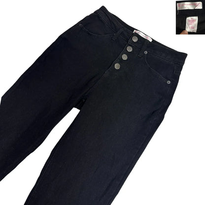 No Boundaries High Waist Button-Front Skinny Jeans ✨