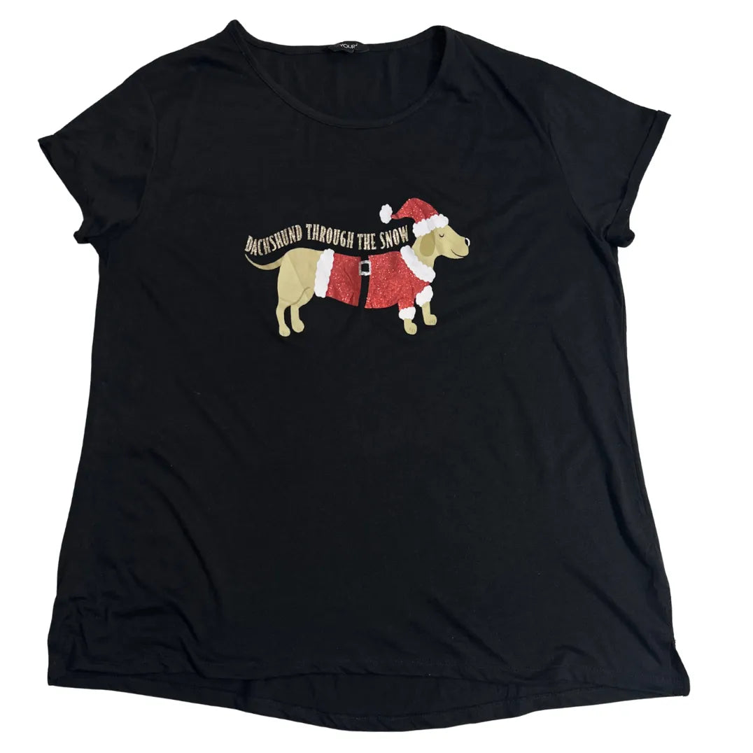 Yours Christmas Dachshund Graphic T Shirt 🐶🎄