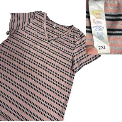 LuLaRoe Striped V Neck Casual Tee 💗