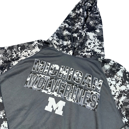 Colosseum® Grey Digital Camo Hoodie-L